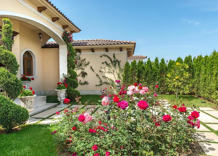 Eden Park Luxury Βίλα