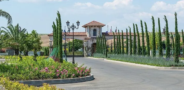 Eden Park Luxury Σάνι Μπιτς