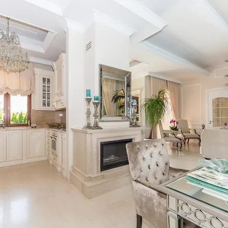 فيلة Eden Park Luxury ساني بيتش