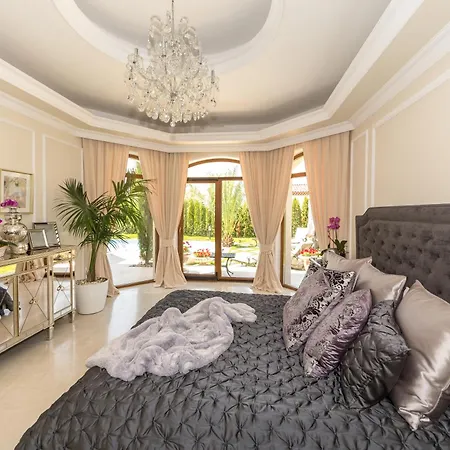 Eden Park Luxury Villa *