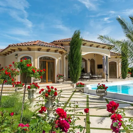 Eden Park Luxury *