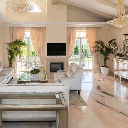 Eden Park Luxury ساني بيتش