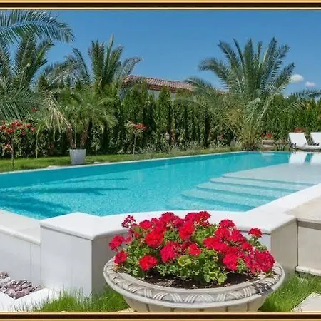 Eden Park Luxury Willa *