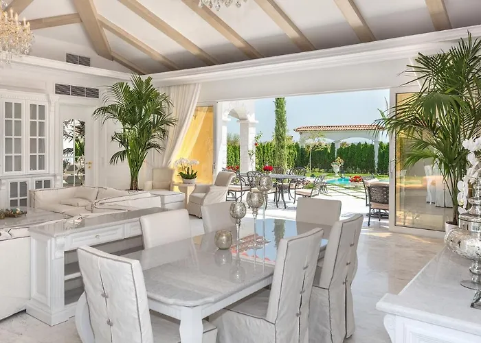 Eden Park Luxury * סאני ביץ'